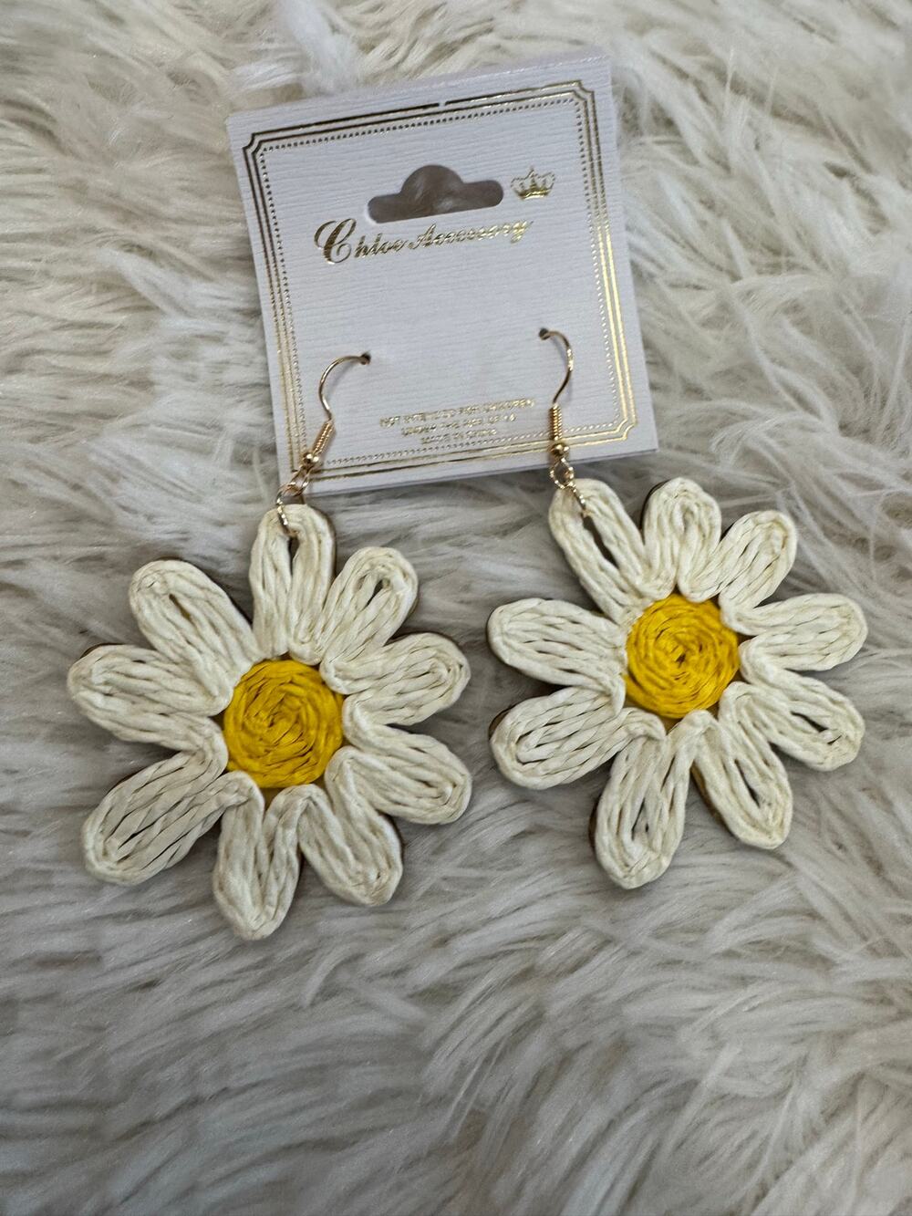 artisanal  white and yellow daisy earrings